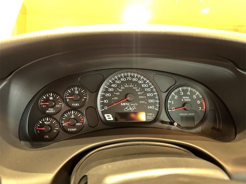 Used 2004 Chevrolet Monte Carlo SS w/ Dale Earnhardt Jr. Package image 21