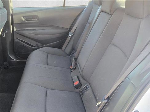 Used 2025 Toyota Corolla LE image 18