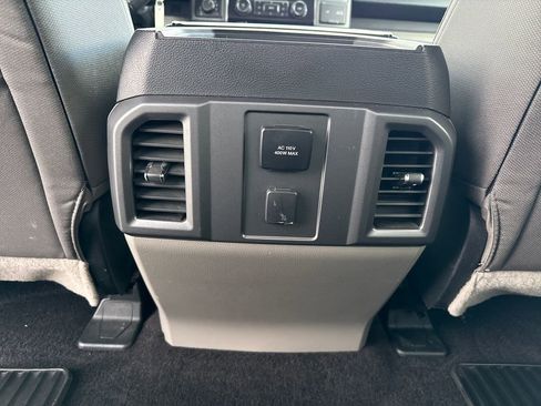 Used 2016 Ford F150 XLT w/ Equipment Group 302A Luxury image 28