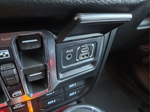 New 2026 Jeep Wrangler Unlimited Sport image 22