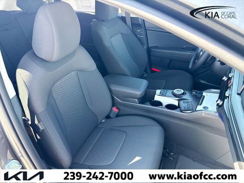 New 2026 Kia Sportage LX image 14