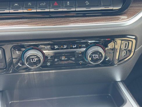 New 2026 Chevrolet Silverado 1500 LT AWD/4WD image 17