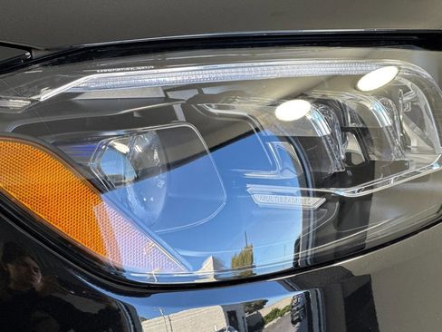 New 2026 Mercedes-Benz GLS 580 4MATIC image 11