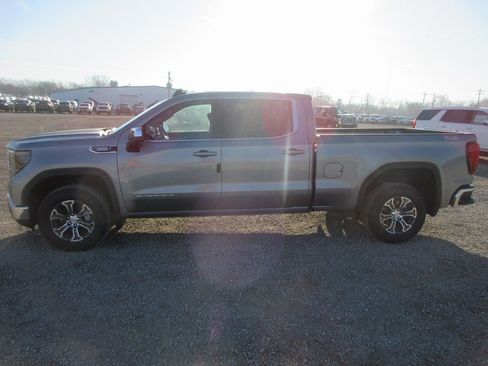 New 2026 GMC Sierra 1500 SLE w/ X31 Off-Road Package image 9