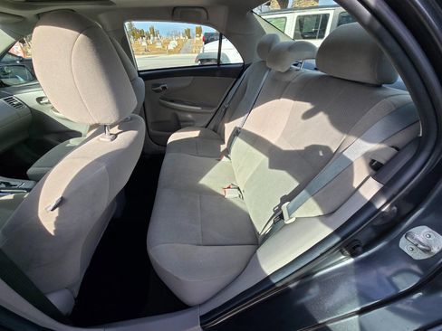 Used 2013 Toyota Corolla LE Special Edition image 19