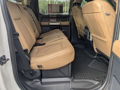 Used 2022 Ford F350 Lariat w/ Lariat Value Package AWD/4WD image 18