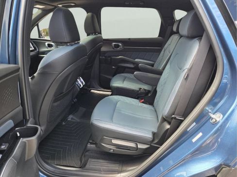 Used 2025 Kia Sorento SX Prestige AWD/4WD image 10