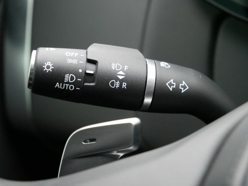 Used 2023 Land Rover Range Rover Autobiography image 25