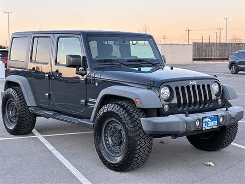 Used 2018 Jeep Wrangler Unlimited Sport S image 8