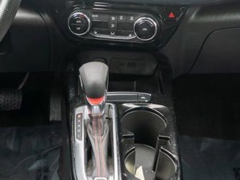 Used 2024 Chevrolet Trax RS w/ Driver Confidence Package image 16