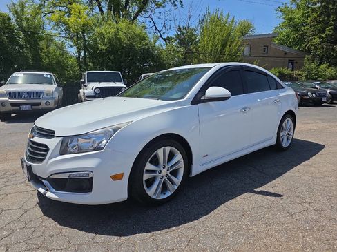 Used 2015 Chevrolet Cruze LTZ w/ Sun, Sound and Sport Package FWD image 2