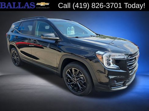 Certified 2023 GMC Terrain SLE w/ Driver Convenience Package AWD/4WD image 7