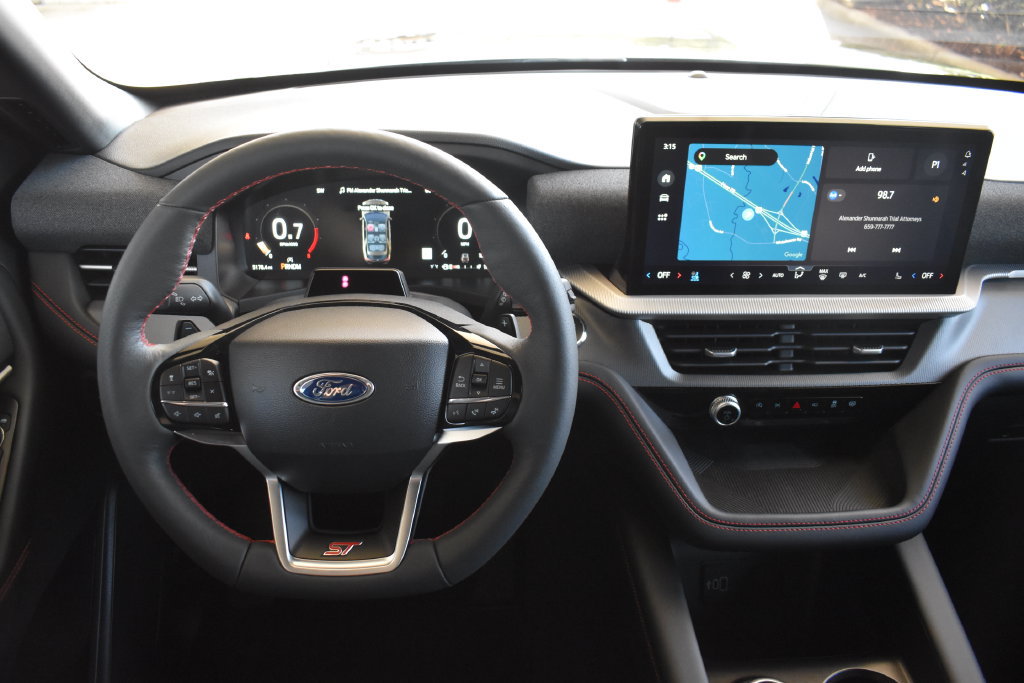 Used 2026 Ford Explorer ST w/ Sun And Sound Package AWD/4WD image 3