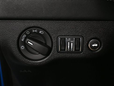 Used 2023 Dodge Charger SRT Hellcat w/ Harman/Kardon Audio Group image 9