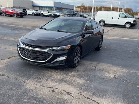 Certified 2023 Chevrolet Malibu RS w/ LPO, Floor Liner Package image 3