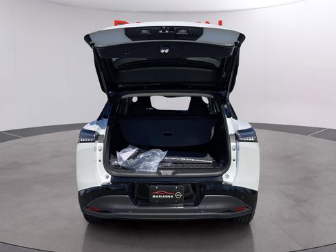 New 2026 Nissan Murano Platinum w/ Cargo Package AWD/4WD image 33
