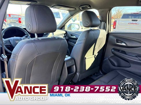 Used 2025 Buick Envista Sport Touring w/ Advanced Safety Package image 14
