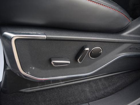 Used 2025 Ford F150 Raptor image 21