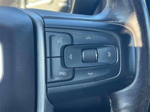 Used 2022 GMC Sierra 3500 Denali w/ Denali Ultimate Package image 23