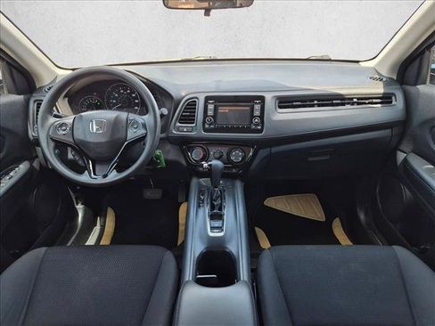 Used 2022 Honda HR-V LX image 11
