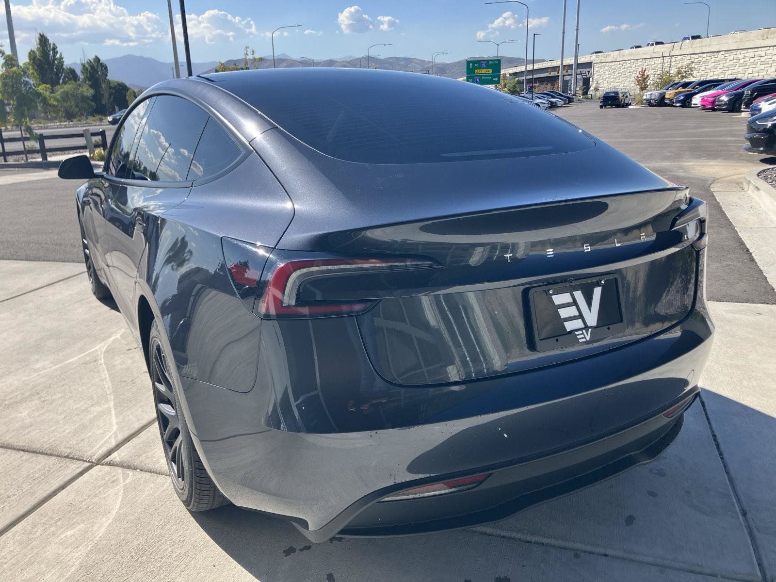 Used 2025 Tesla Model 3 Long Range RWD image 5