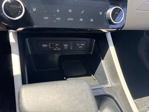 Used 2025 Hyundai Tucson SEL AWD/4WD image 26