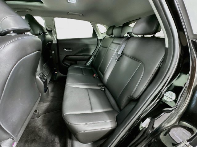 Used 2024 Hyundai Kona Limited AWD/4WD image 25