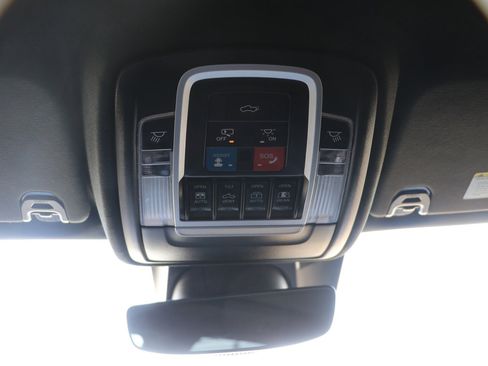 Used 2019 RAM 1500 Limited AWD/4WD image 27