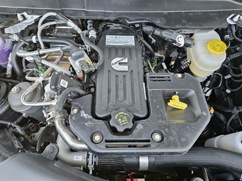 New 2025 RAM 3500 Tradesman w/ Chrome Appearance Group image 27