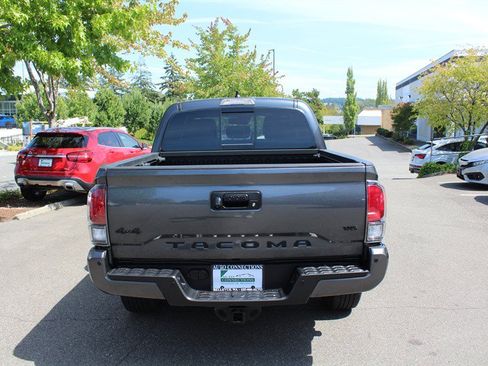 Used 2023 Toyota Tacoma Limited w/ Nightshade Package AWD/4WD image 4