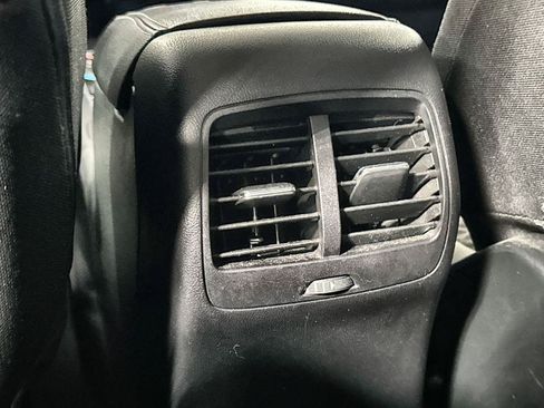 Used 2021 Ford Escape SE FWD image 27