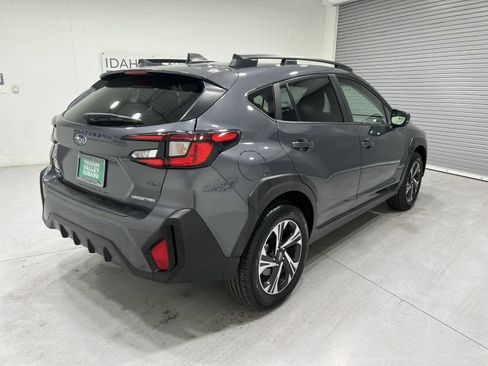 Used 2025 Subaru Crosstrek 2.5i Premium AWD/4WD image 8