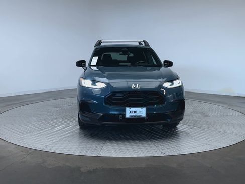 Used 2023 Honda HR-V Sport image 3