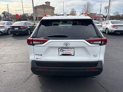 New 2025 Toyota RAV4 XLE image 4