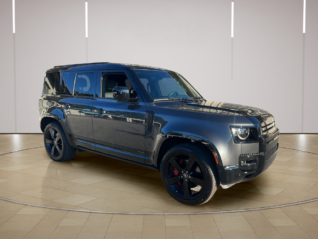 Used 2025 Land Rover Defender 110 X AWD/4WD image 9