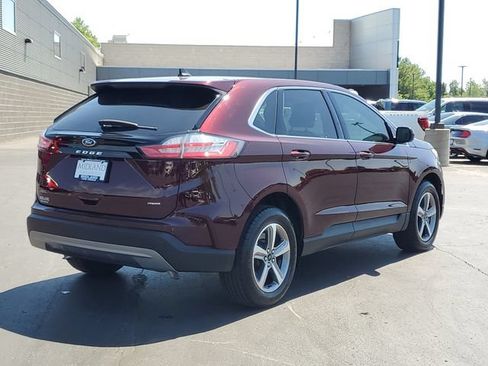 Certified 2024 Ford Edge SEL w/ Convenience Package AWD/4WD image 3
