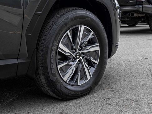 Used 2024 Hyundai Tucson Blue image 9