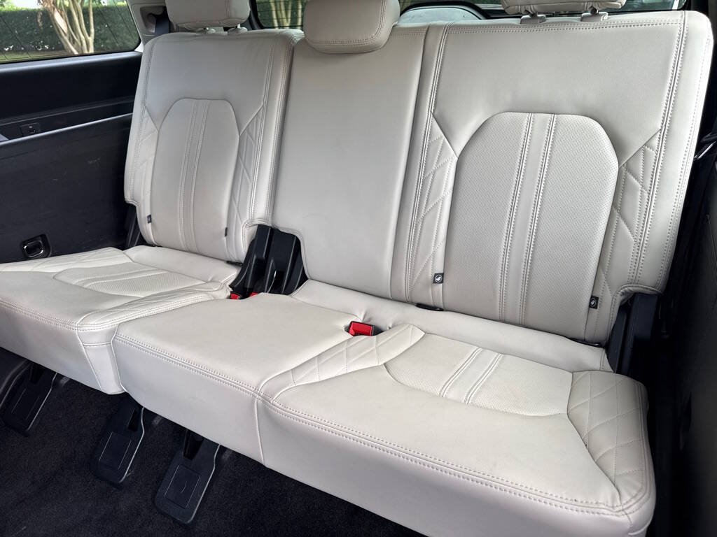 Used 2018 Ford Expedition Platinum RWD image 13