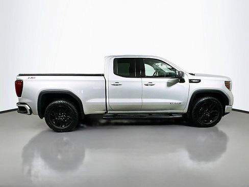 Used 2022 GMC Sierra 1500 Elevation w/ LPO, Elevation Black Package image 8