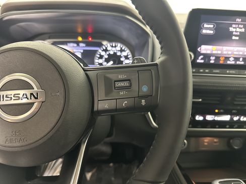 Used 2021 Nissan Rogue SL AWD/4WD image 20