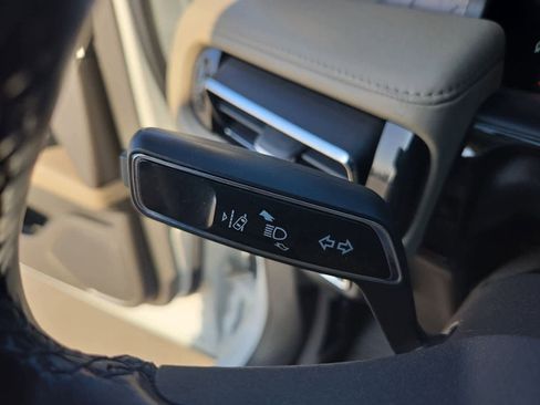 Used 2022 Lincoln Nautilus Reserve image 25