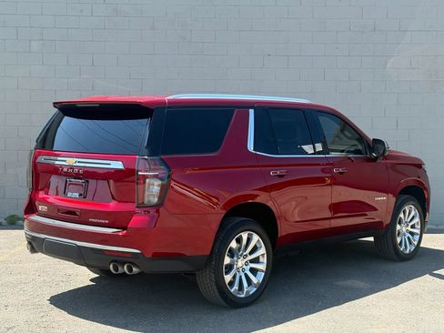 Used 2024 Chevrolet Tahoe Premier AWD/4WD image 12