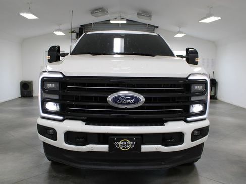 Used 2026 Ford F250 Platinum AWD/4WD image 3