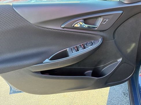 Used 2024 Chevrolet Malibu LT image 17