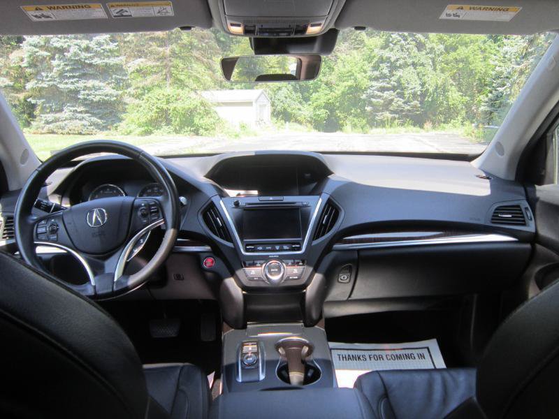 Used 2017 Acura MDX w/ Technology Package AWD/4WD image 22