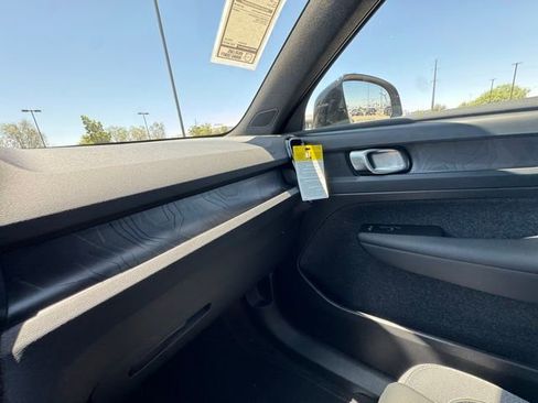 New 2025 Volvo EX40 Core w/ Climate Package image 23