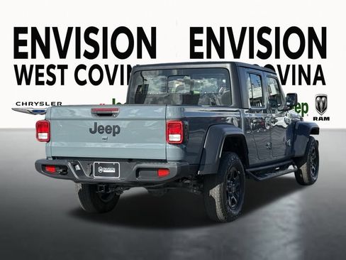 Certified 2024 Jeep Gladiator Sport image 11