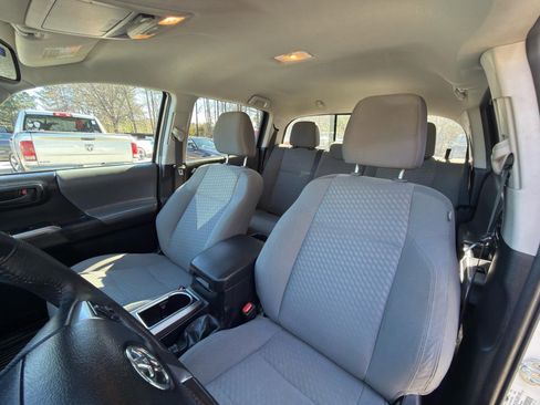 Used 2021 Toyota Tacoma SR5 image 49