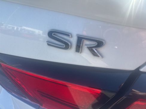 Used 2021 Nissan Altima 2.5 SR image 4