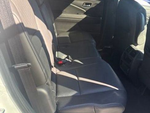 Used 2021 Honda Passport EX-L image 12